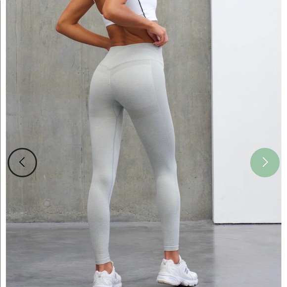 Lazuli Scrunch Vseam Leggings 